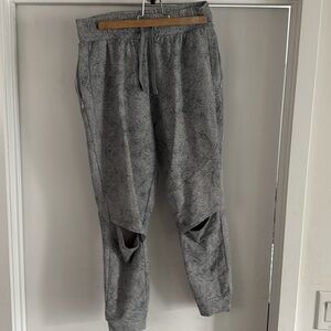 Gymshark joggers size medium